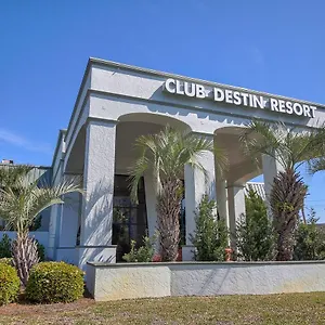 3* Hotel Club
